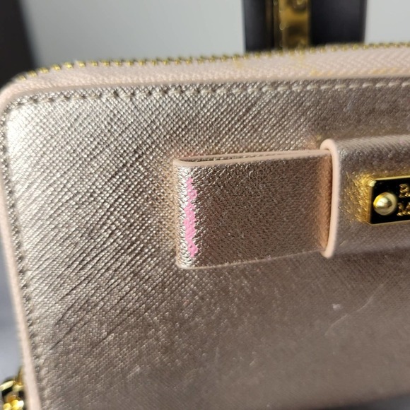 Badgley Mischka Gold Wristlet Wallet NWT‎ - Picture 3 of 7